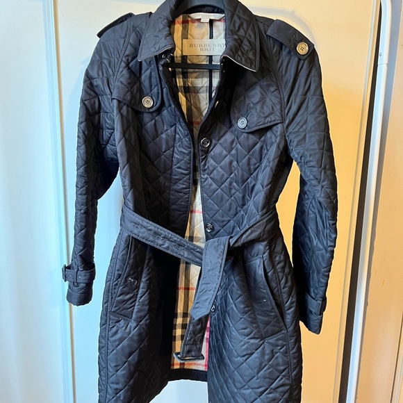 Burberry quilted trench coat in black - Picture 3 of 7
